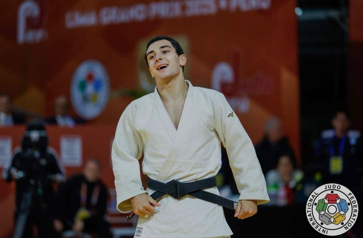 Frontnews image description