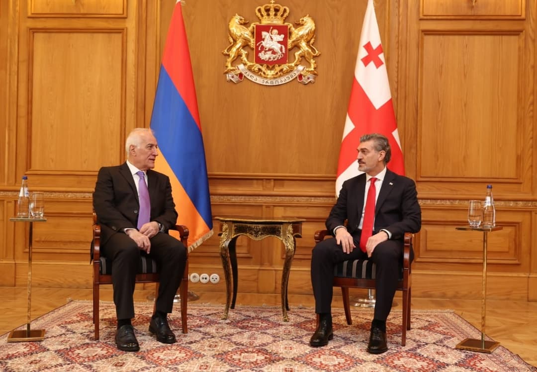 მიხეილ ყაველაშვილი ვაჰაგნ ხაჩატურიანს შეხვდა