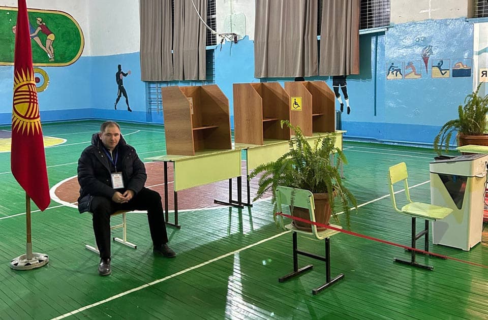 ნიკოლოზ სამხარაძე - ვაკვირდებოდი ყირგიზეთში მიმდინარე საპარლამენტო არჩევნებს, ვუსურვებ ყირგიზ ხალხს კეთილდღეობასა და სტაბილურ განვითარებას