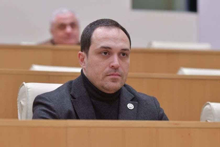 გიორგი გაბუნია - BBC „ვრემია" აკეთებს სიუჟეტს და ხელისუფლებას აბრალებს აკრძალული ნივთიერების გამოყენებას