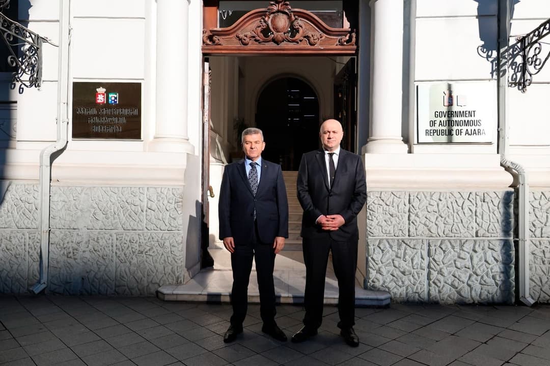 სულხან თამაზაშვილი ართვინის პროვინციის გუბერნატორს შეხვდა