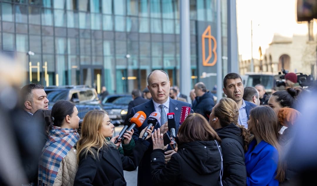 თბილისის საქალაქო სასამართლომ ჯუანშერ ბურჭულაძე პატიმრობაში დატოვა