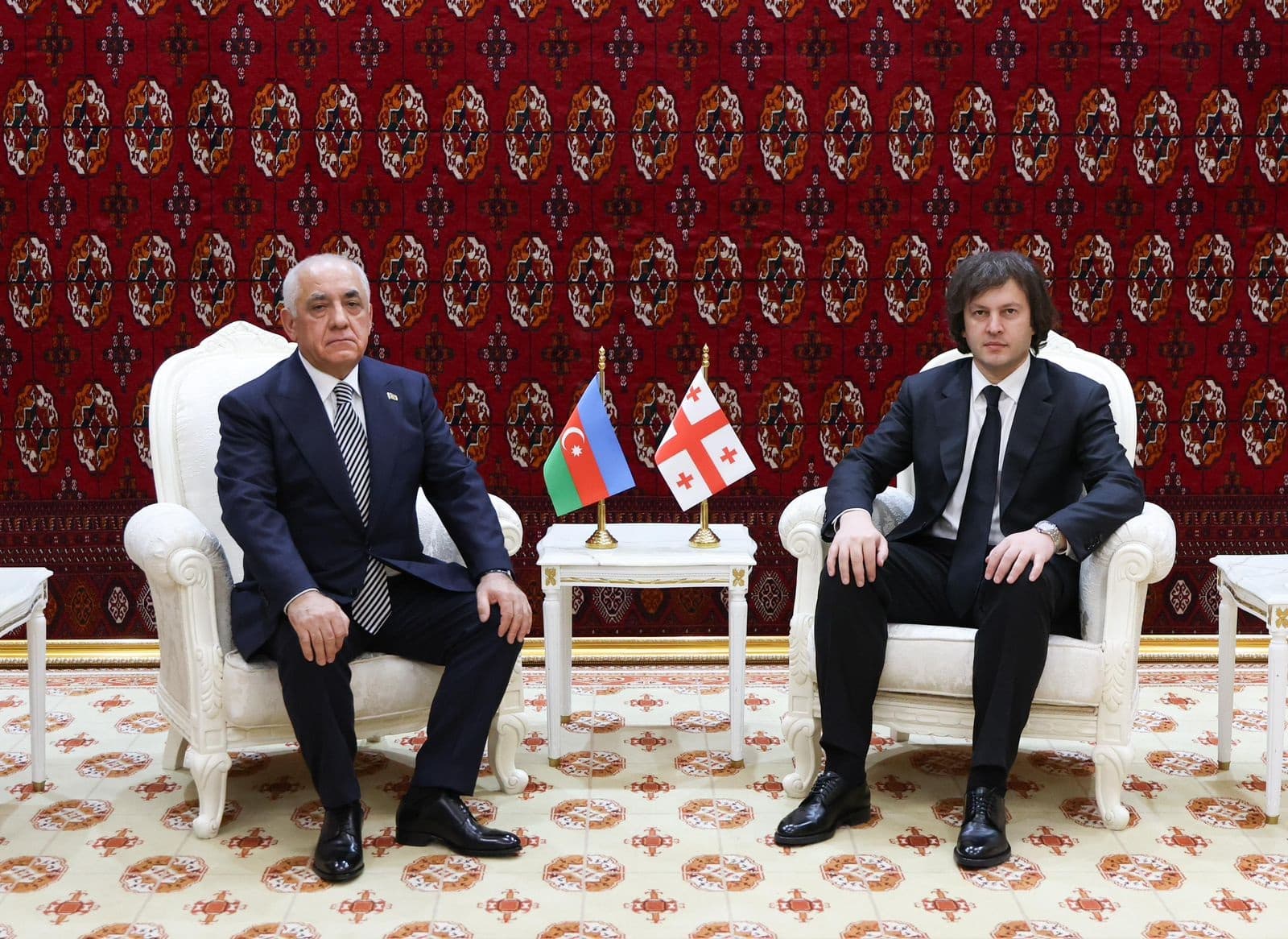 Frontnews image description