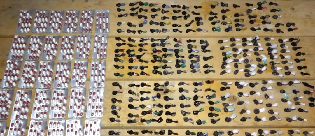 თბილისის პოლიციამ 297 შეკვრა ნარკოტიკული საშუალება და 491 აბი ფსიქოტროპული ნივთიერება ამოიღო