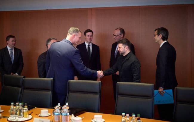 AFP: US pressed Ukraine to cede part of Donbas during Berlin talks