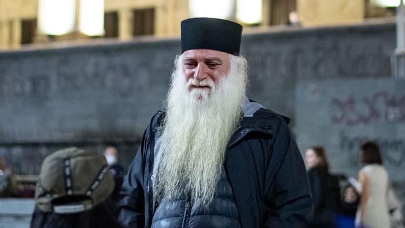 Frontnews image description