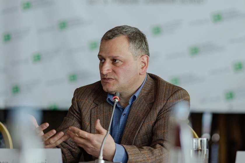 Akhvlediani claimed that, under the government’s interpretation, neutrality would place Georgia within Russia’s sphere of influence and lead to increased authoritarianism