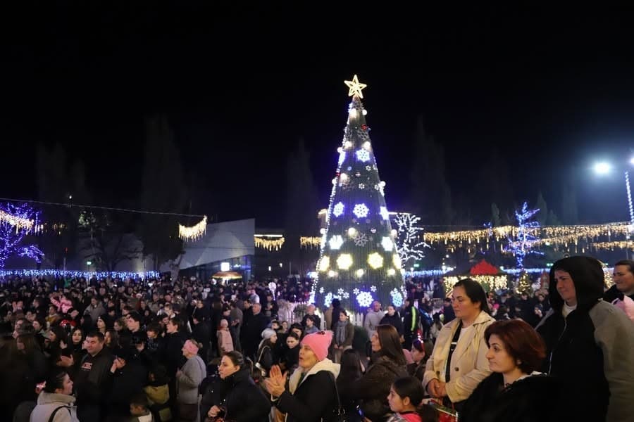 თერჯოლაში წლის მთავარი საახალწლო ღონისძიება და ნაძვის ხის ანთების ცერემონია გაიმართა