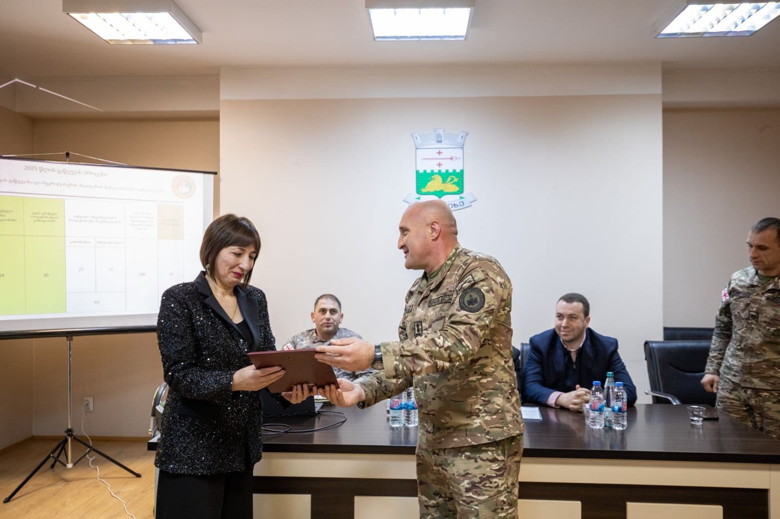 Frontnews image description