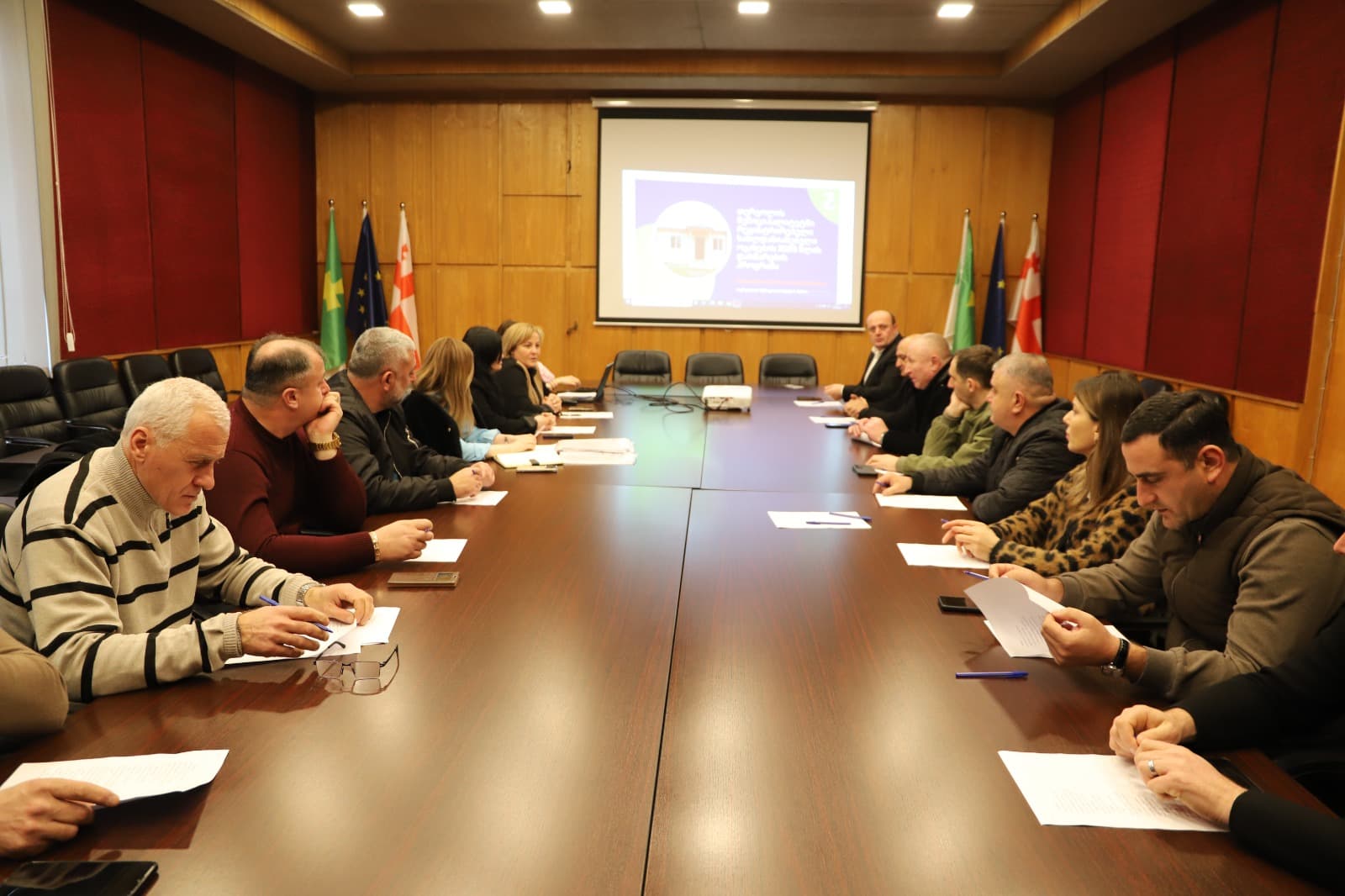 მანუჩარ რობაქიძე - მიმდინარე წელს თერჯოლის მუნიციპალიტეტში მცხოვრები სოციალურად დაუცველი ოჯახებისთვის 6 სახლი აშენდება