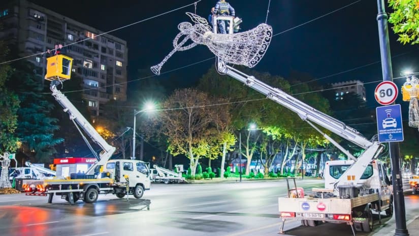 საახალწლო ილუმინაციების დემონტაჟის გამო ქეთევან დედოფლის გამზირზე ღამის საათებში მოძრაობა შეიზღუდება