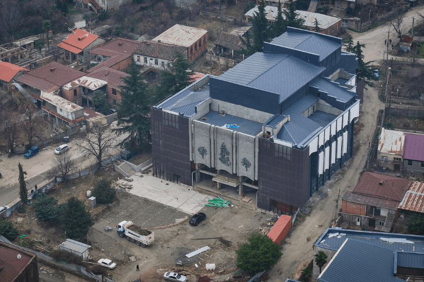 Frontnews image description