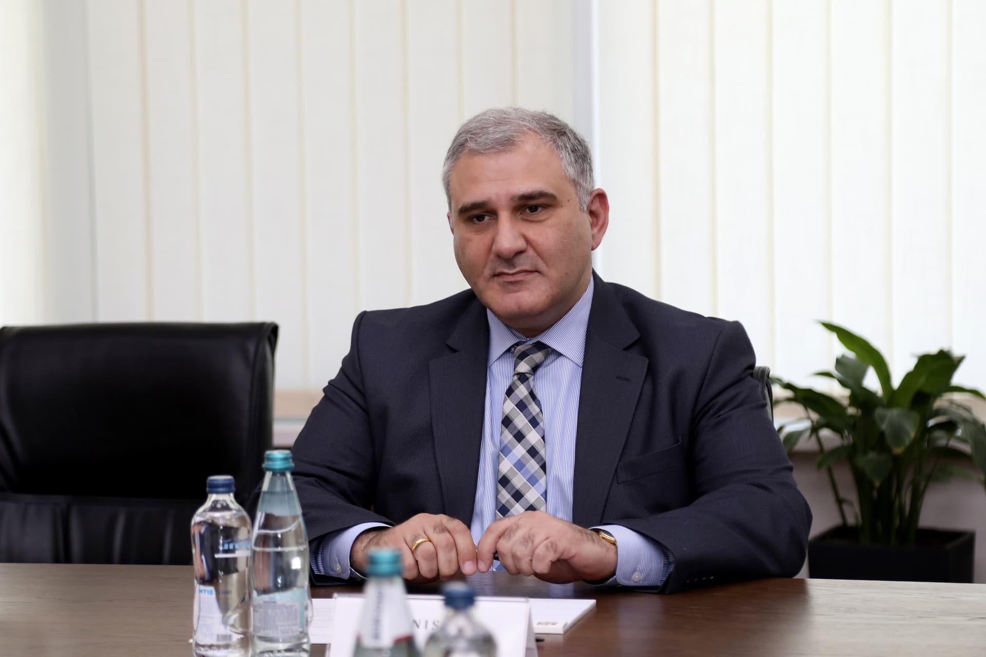 The minister said he hoped that businesses operating in the pharmaceutical sector would not act in ways that harm citizens