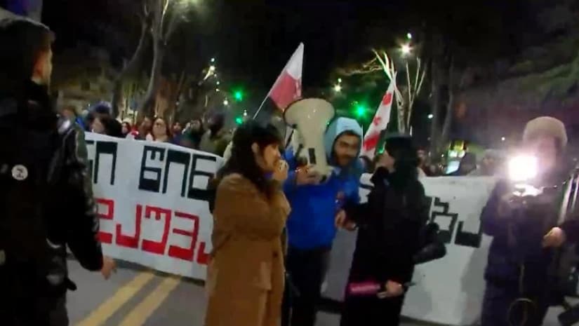 "კვირას, 15:00 საათზე ვიკრიბებით დედა ენის ბაღში, დედა ენის მონუმენტთან, რომელიც გვახსენებს სტუდენტების ძალას და ერთობას"