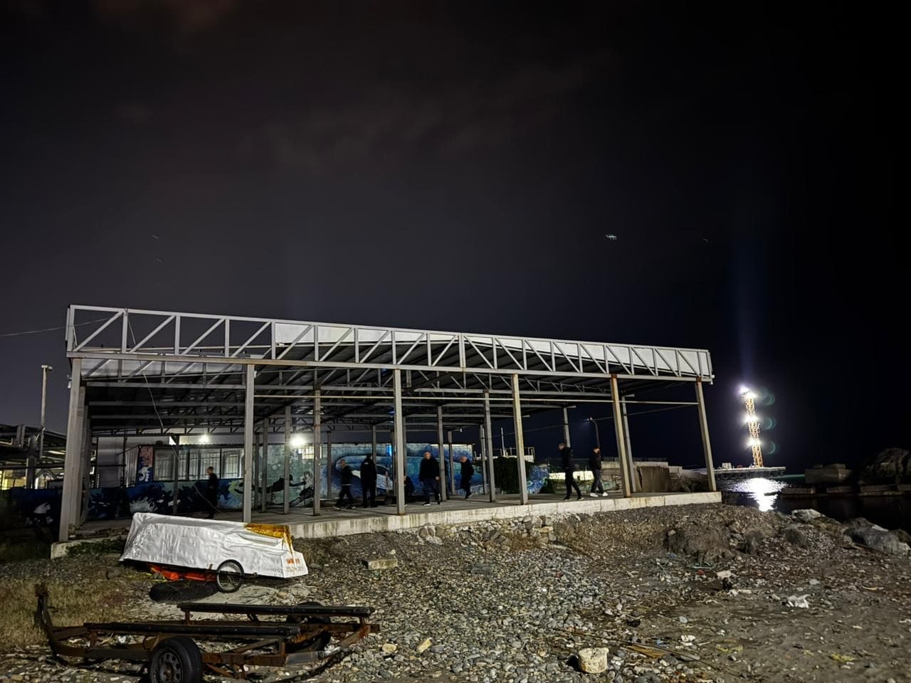 Frontnews image description