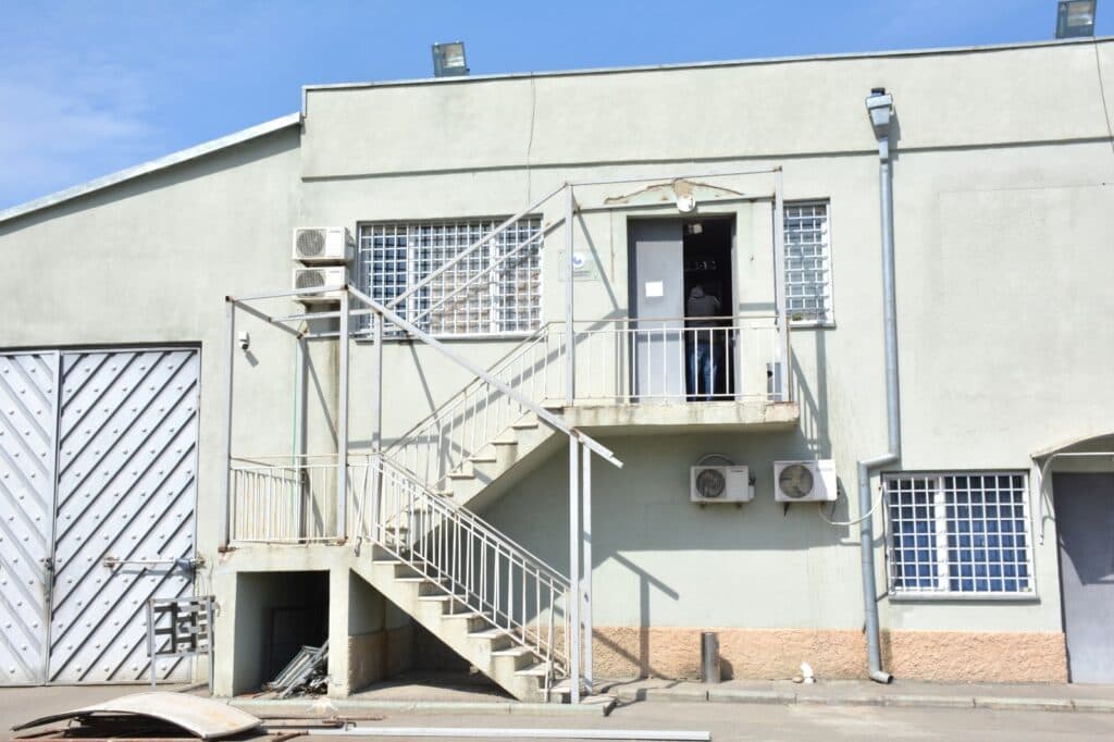 Frontnews image description