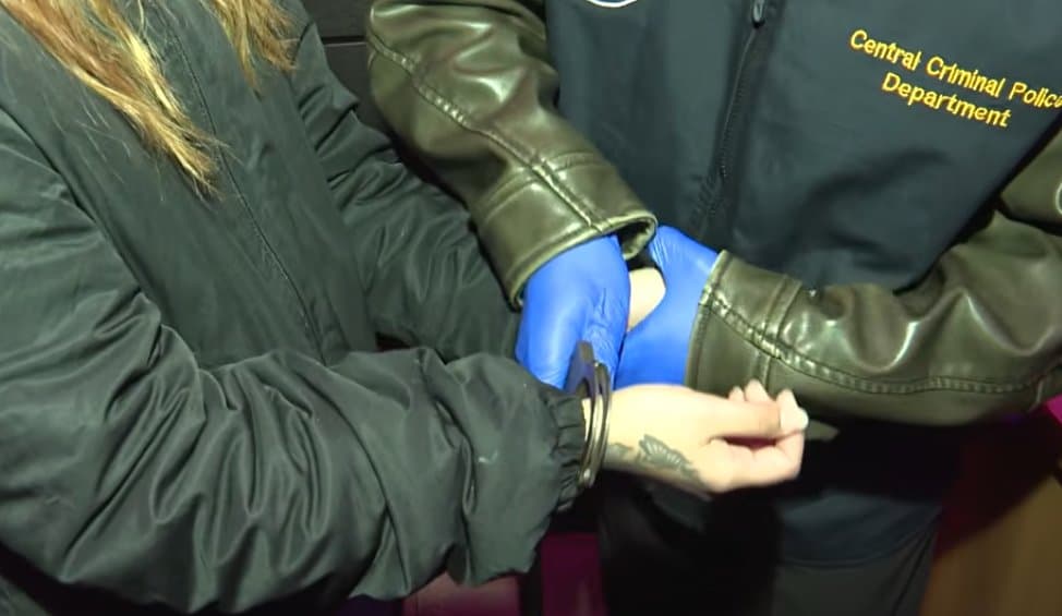 პროსტიტუციის ხელშეწყობის და პროსტიტუციისთვის ადგილის გადაცემის ბრალდებით თბილისში 10 პირი დააკავეს