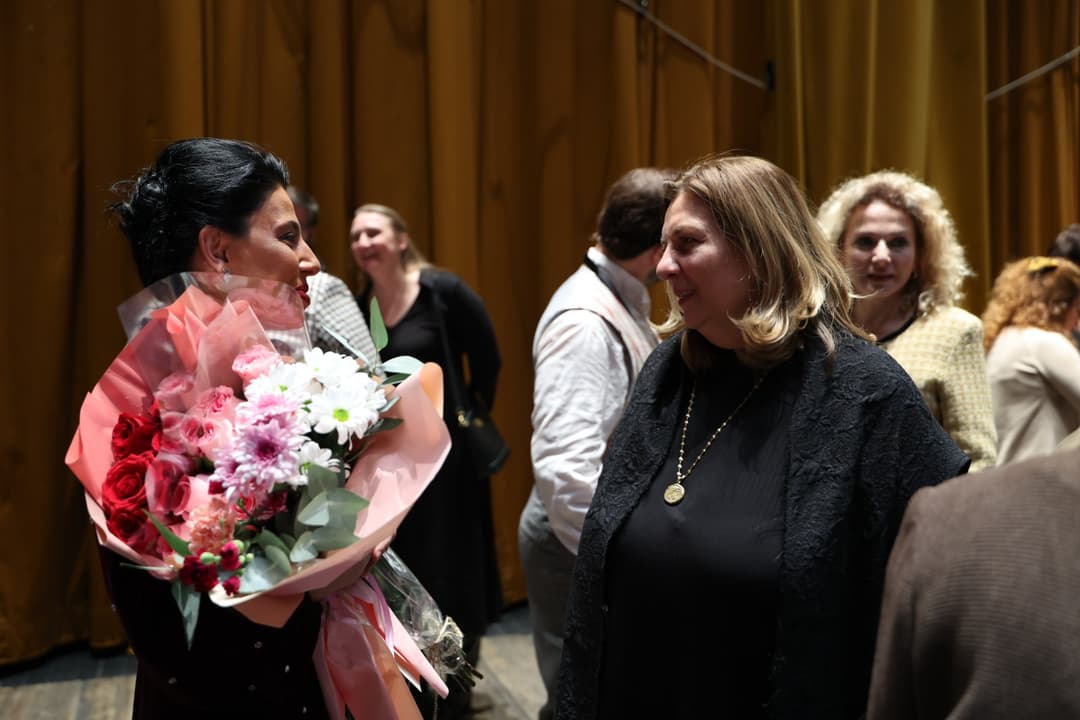 თამარ ბაგრატიონი ოპერის თეატრში "ჯამბაზების" პრემიერას დაესწრო