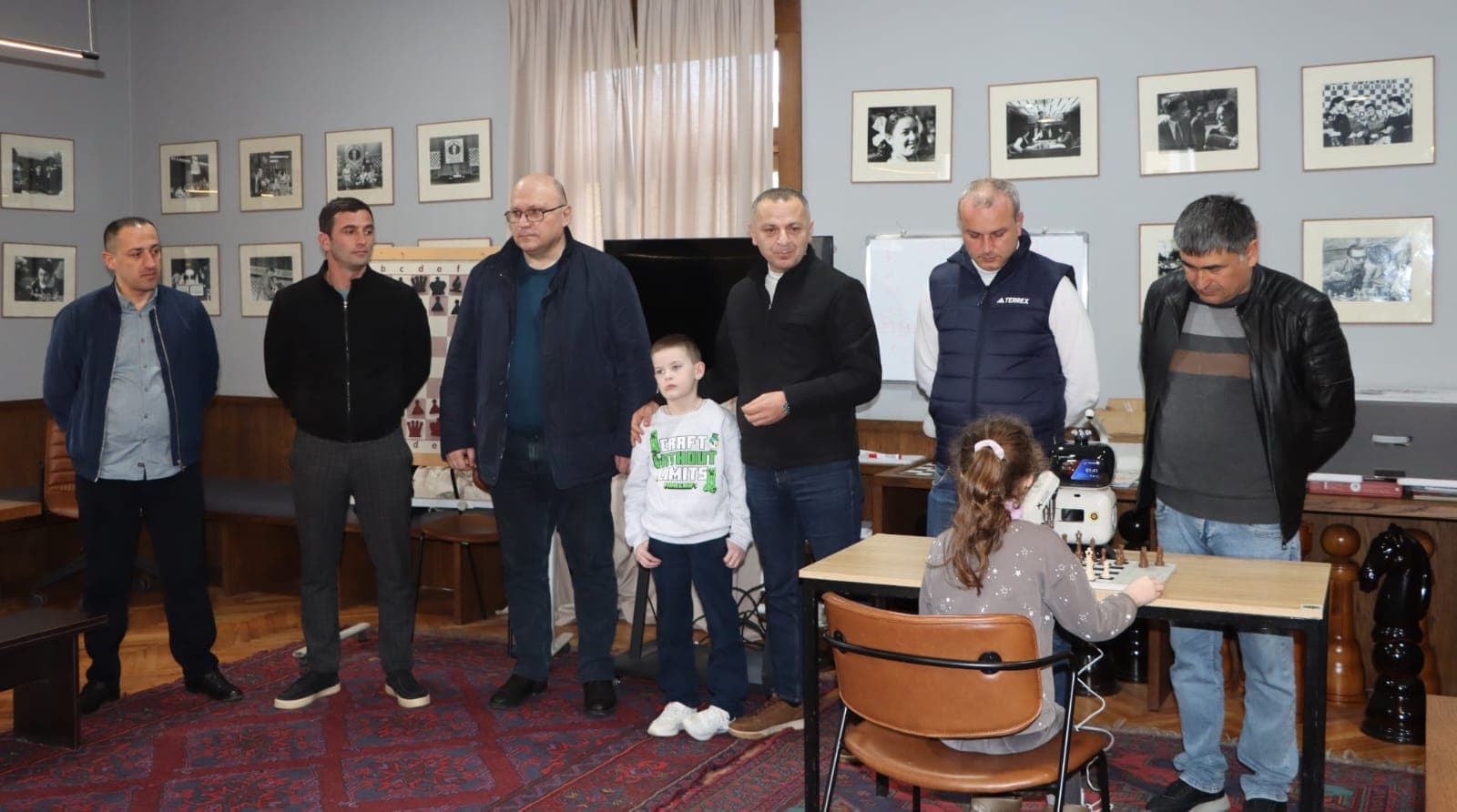 Frontnews image description