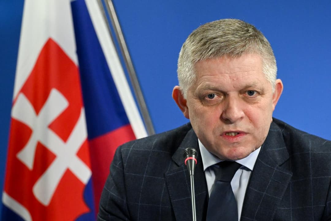 ფიცო რუსეთის წინააღმდეგ სანქციების მე-20 პაკეტის დაბლოკვით იმუქრება