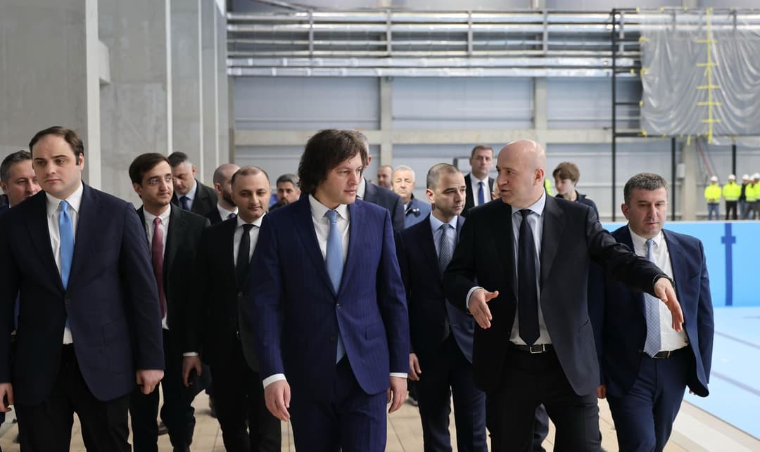 ირაკლი კობახიძემ ბათუმში, ოლიმპიური სტანდარტების საცურაო აუზის მშენებლობა დაათვალიერა