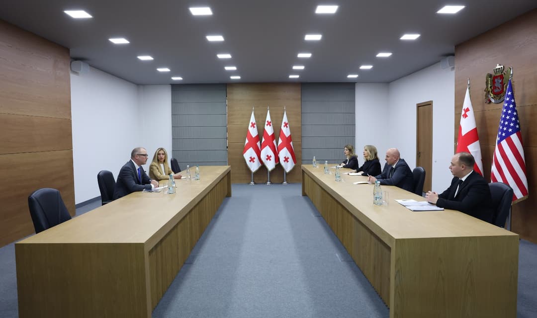 შალვა თადუმაძემ აშშ-ის თავდაცვის საფრთხის შემცირების სააგენტოს (DTRA) ხელმძღვანელთან სამუშაო შეხვედრა გამართა