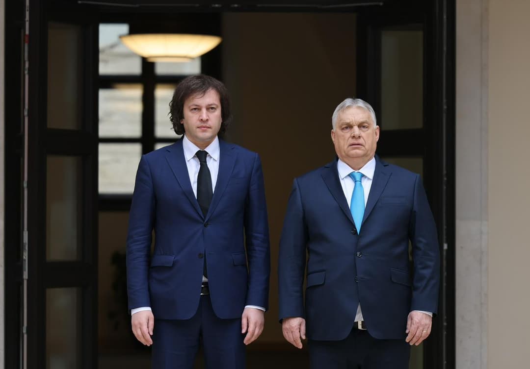 ვიქტორ ორბანმა ირაკლი კობახიძეს სრულიად საქართველოს კათოლიკოს-პატრიარქის გარდაცვალების გამო მიუსამძიმრა