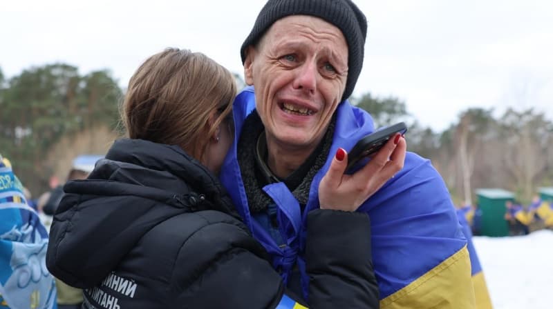 <p><span style="color: rgb(0, 0, 0)">&nbsp;Ukraine has secured the release of 300 servicememebers from Russian captivity during the second stage of a prisoner exchange agreed in Geneva, Ukrainian authorities said.</span></p><p><span style="color: rgb(0, 0, 0)">Those released include members of the Ground Forces, Air Assault Forces, Navy, Air Force, and Unmanned Systems Forces, as well as personnel from the National Guard, State Border Guard Service and State Special Transport Service.</span></p><p><span style="color: rgb(0, 0, 0)">The group includes soldiers, sergeants and officers aged between 26 and 60. Among them are defenders who fought on the Donetsk, Luhansk, Kharkiv, Zaporizhzhia and Kherson fronts, including participants in the defense of Mariupol. Two civilians were also returned.</span></p><p><span style="color: rgb(0, 0, 0)">The exchange follows the first phase of the deal on March 5-6, when 200 Ukrainian servicemembers were released as part of a planned 500-for-500 swap between Ukraine and Russia.</span></p><p><br></p>