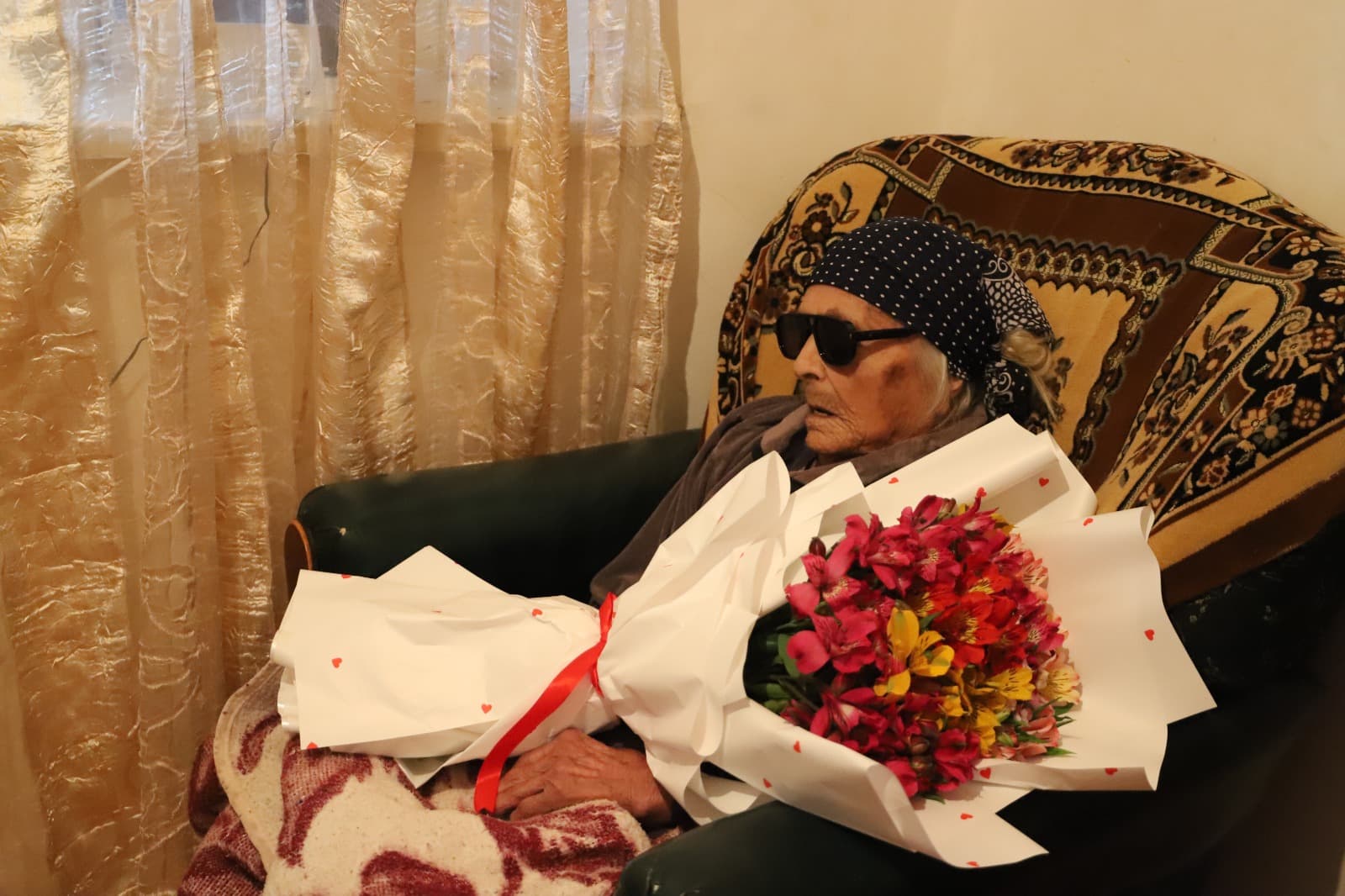 თერჯოლის მუნიციპალიტეტის მერმა სოფელ ახალთერჯოლაში მცხოვრებ ეკატერინე არაბიძეს 103-ე დაბადების დღე მიულოცა