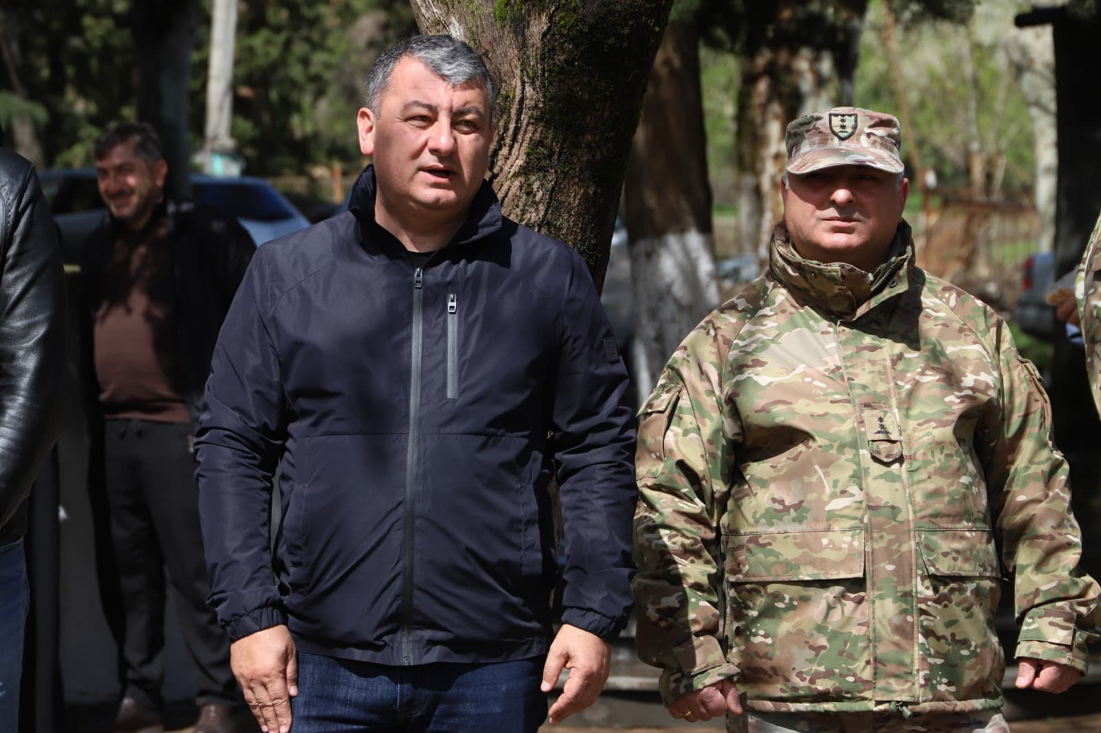 <p style="text-align: justify">თერჯოლის მუნიციპალიტეტის მერმა მანუჩარ რობაქიძემ, საკრებულოს თავმჯდომარემ სოსო ჩაფიჩაძემ და ადგილობრივი თვითმმართველობის სხვა წარმომადგენლებმა ქ.თერჯოლასა &nbsp;და სოფელ ძევრში, 9 აპრილის მემორიალები ყვავილებით შეამკეს და საქართველოს თავისუფლებისათვის ბრძოლაში დაღუპულთა ხსოვნას პატივი მიაგეს.&nbsp;</p><p style="text-align: justify">სასულიერო პირებმა გმირთა სულების მოსახსენებელი პანაშვიდი გადაიხადეს.&nbsp;</p><p style="text-align: justify">9 აპრილის ტრაგედიიდან 37 წელი გავიდა.</p>