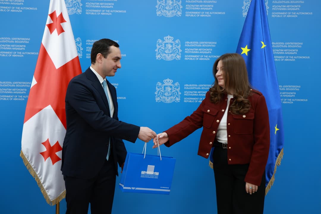 გიორგი ჯინჭარაძე წარმატებული სტუდენტების მხარდაჭერის პროგრამის სტიპენდიატებს შეხვდა