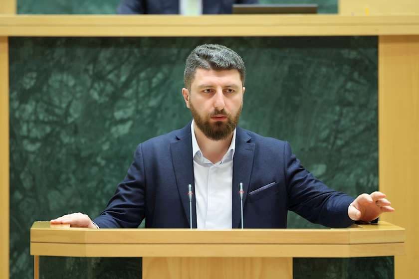 არჩილ გორდულაძე - სადიგოვი საღამოს ათ საათზე დააკავეს, პროცესი ადვოკატებმა ხუთ საათზე მეტი გაწელეს, ახლა კი საუბრობენ, პროცესი შუაღამისას ჩაატარესო