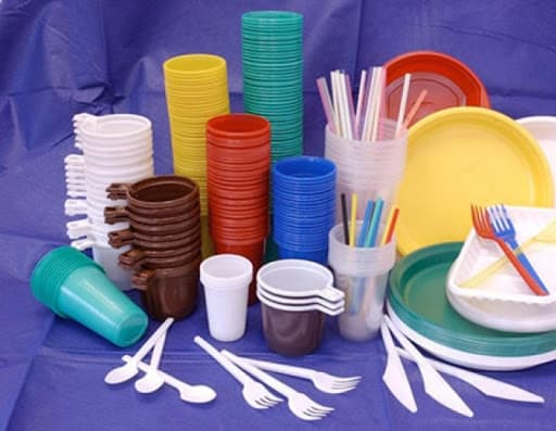 Georgia bans sale of single-use plastic items from 1 April