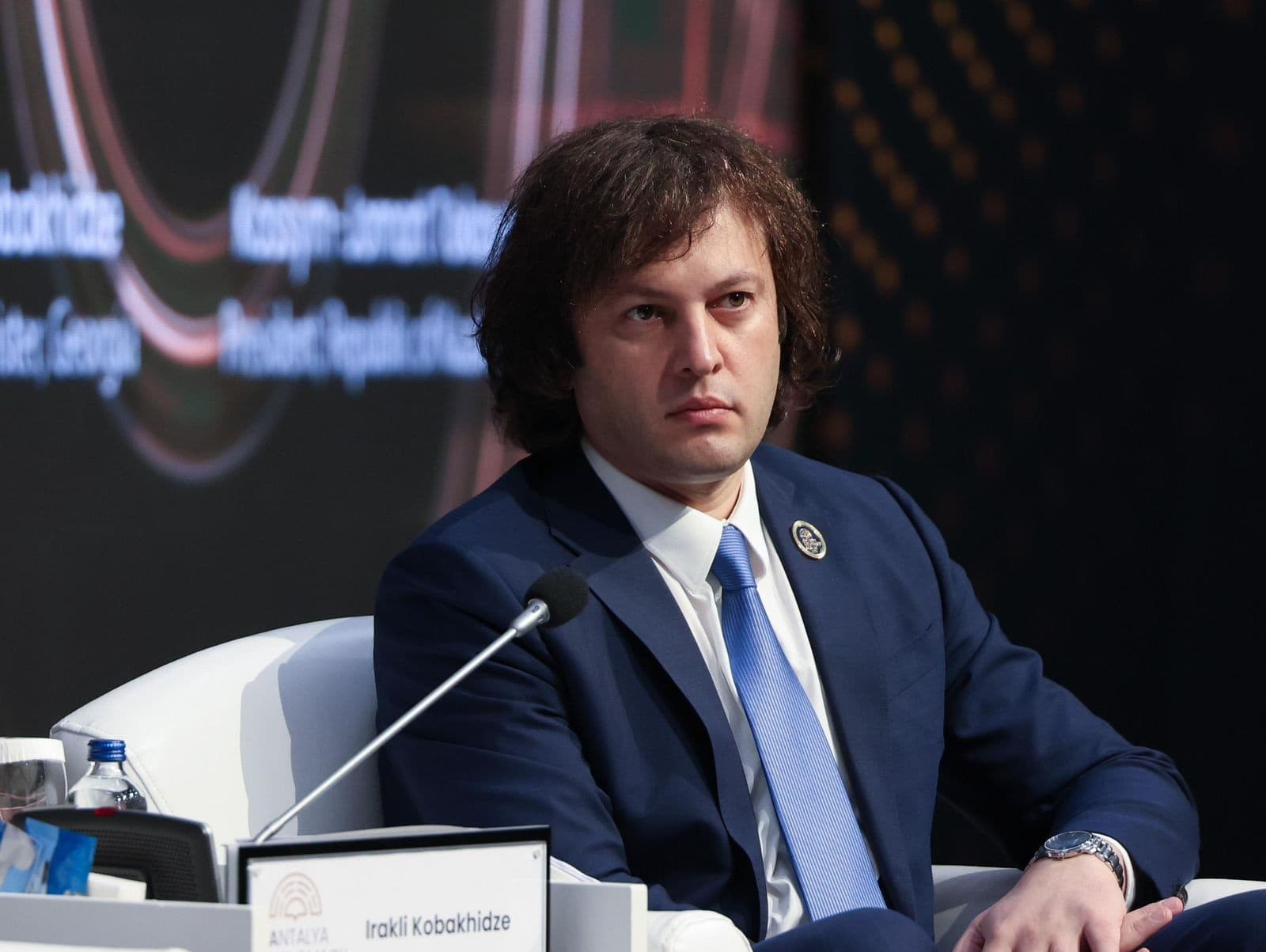 Frontnews image description