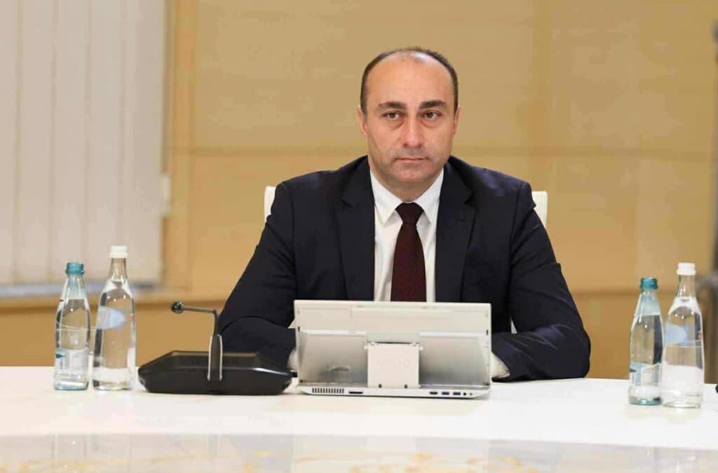 სუსს გეკა გელაძე უხელმძღვანელებს