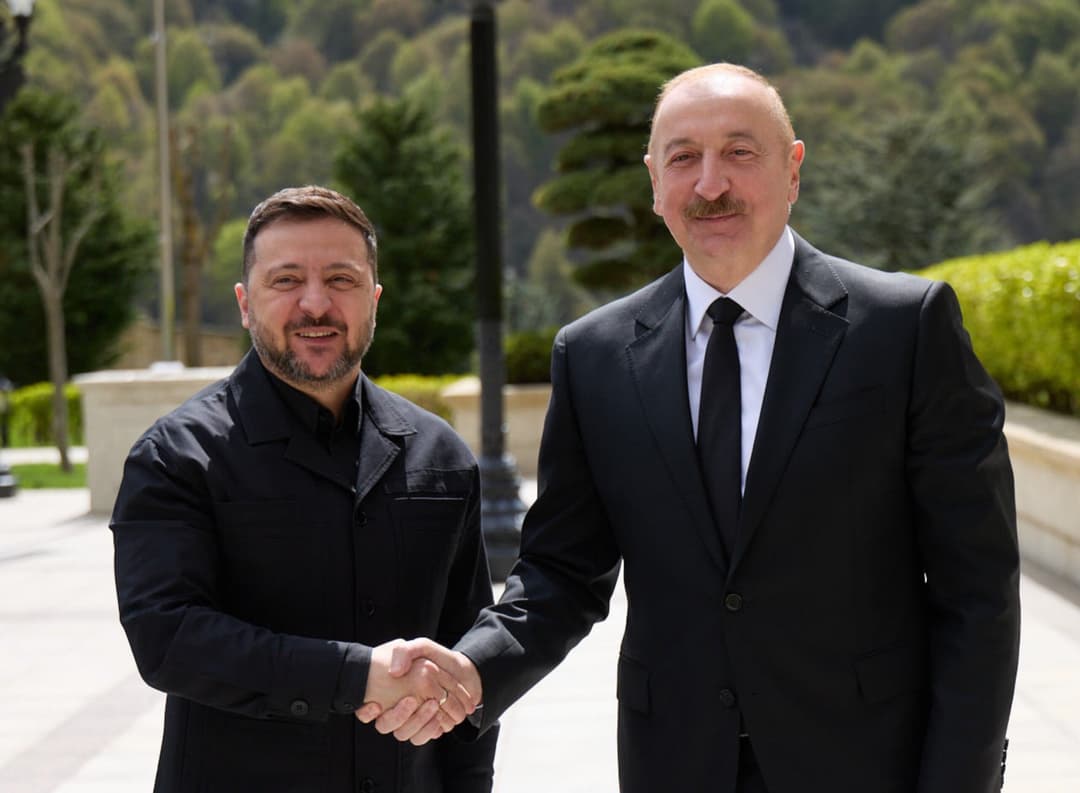 Zelenskyy says Ukraine ready for trilateral peace talks in Azerbaijan