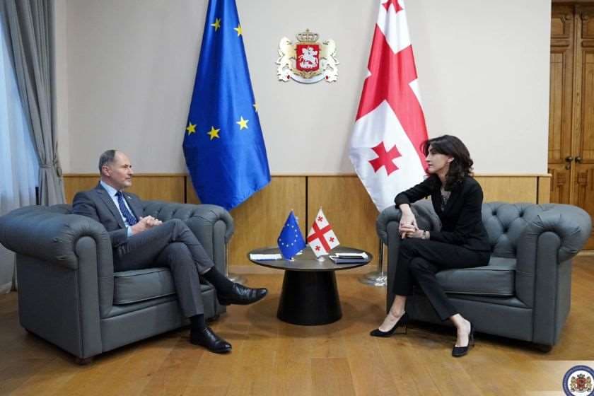 მაკა ბოჭორიშვილი პაველ ჰერჩინსკის ხვდება