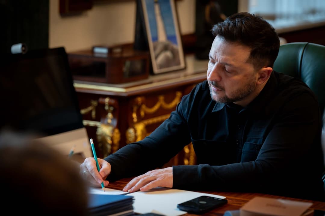 Zelenskyy says Ukraine to begin arms exports after agreement on state level arrangements