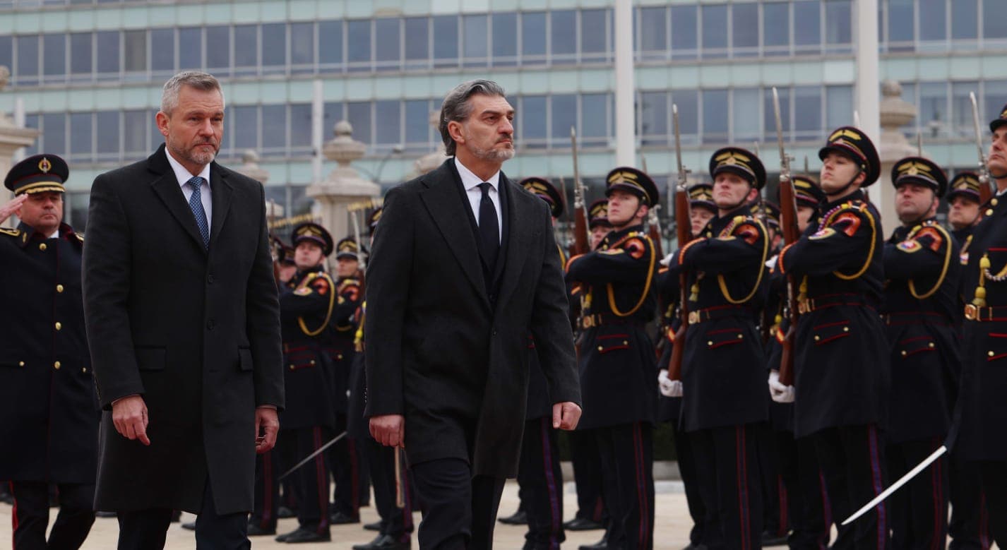 Frontnews image description