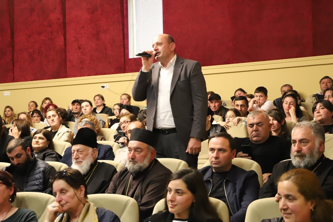 თერჯოლის მუნიციპალიტეტის მერი ქართული ხალხური შემოქმედების საღამოს დაესწრო