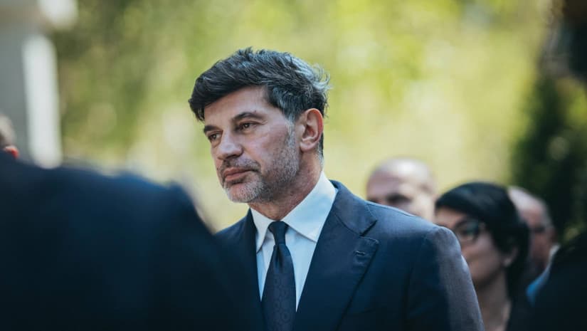 Kaladze argued that criticism and insults were fundamentally different forms of expression and said no individual had the right to systematically insult another person