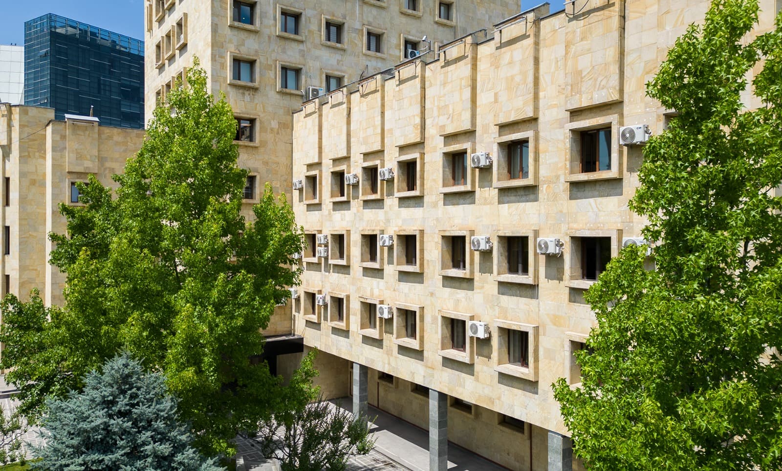 Six detained in Georgia over alleged police abuse of power