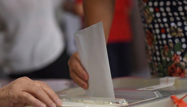 სომხეთის საპარლამენტო არჩევნები: "სამოქალაქო შეთანხმება" – 61 მანდატი, "ძლიერი სომხეთი“ – 28, "სომხეთი“ – 11, "აყვავებული სომხეთი" – 5