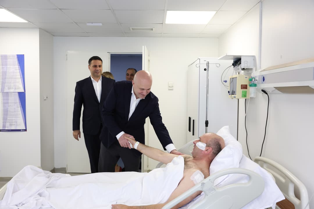 Interior minister visits police officer injured in knife attack in Tbilisi