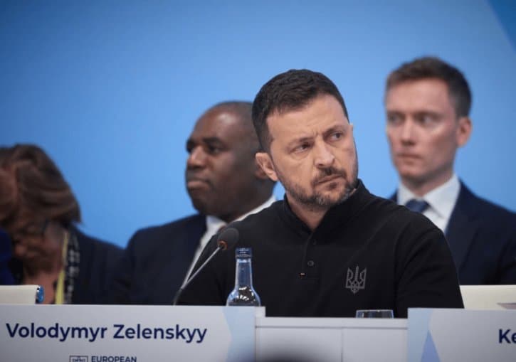 Ukraine’s President praises troops for repelling Russia’s attacks