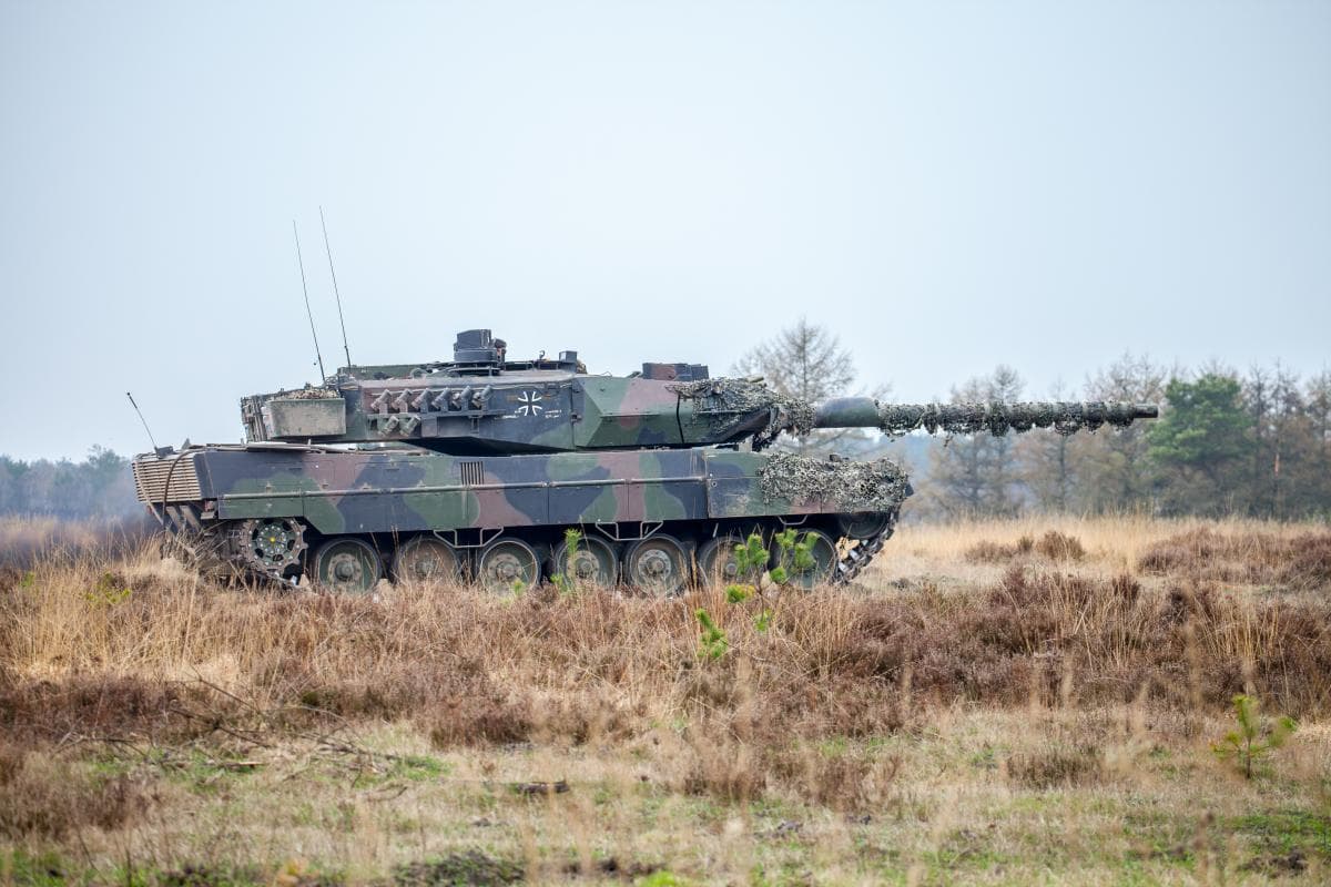 ნიდერლანდები და დანია უკრაინას 14 Leopard 2-ს გადასცემენ