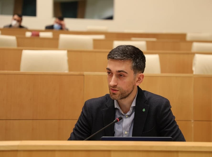ჰერმან საბო – მე არც საფრანგეთში მომწონს ეს კანონი, არც საქართველოში და არც ამერიკაში