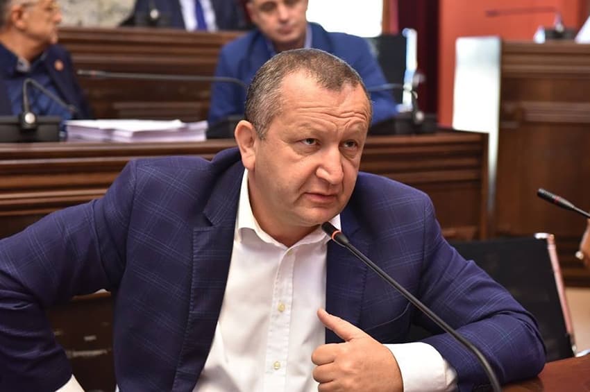 დავით ჭიჭინაძე – ასეთი მონური პარლამენტი საქართველოს არ შეესაბამება და არც ჰყოლია