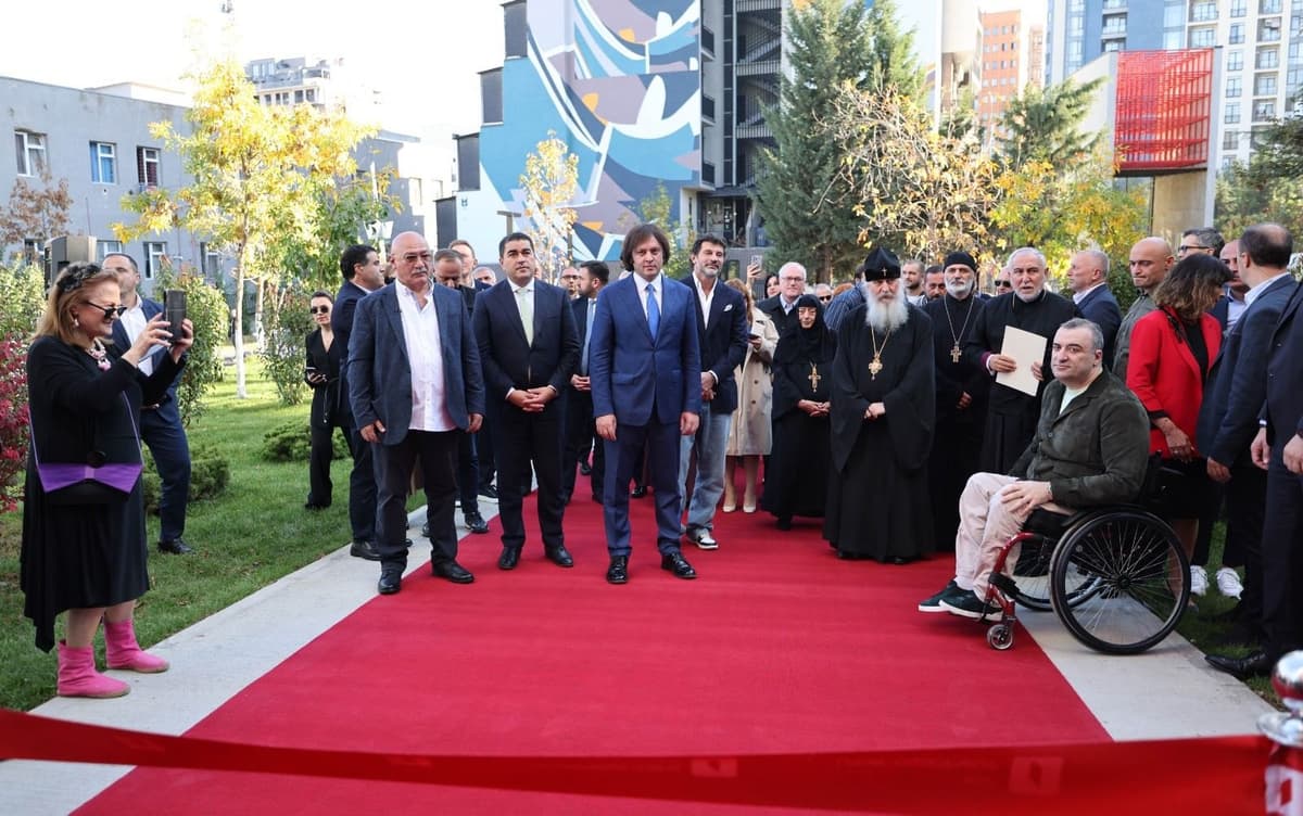PM highlights Public Broadcaster role at new building inauguration