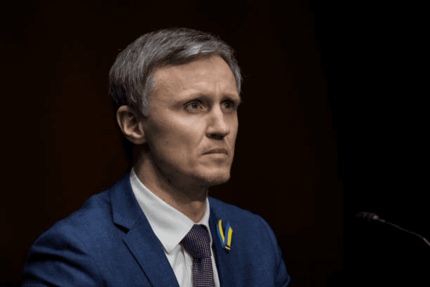 კოლსი – “ოცნების” მარიონეტული რეჟიმის დღევანდელი ე.წ. ფიცის დადება დემოკრატიის შეურაცხყოფაა
